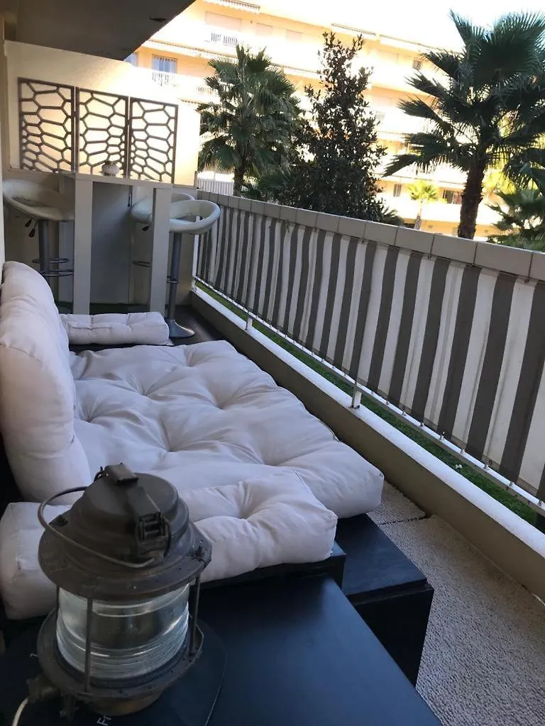 Διαμέρισμα La Petite Suite Κάννες