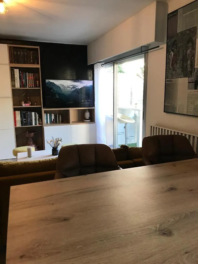 La Petite Suite Cannes 0*,  Frankrig